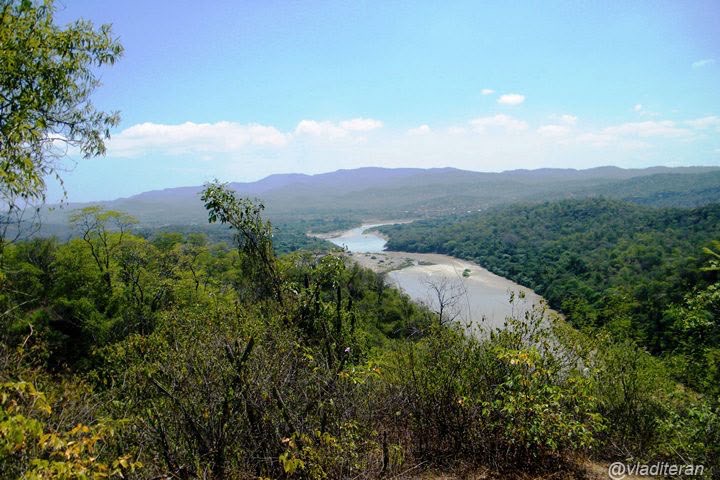 Cerros amotape — AQUALODGE Tumbes